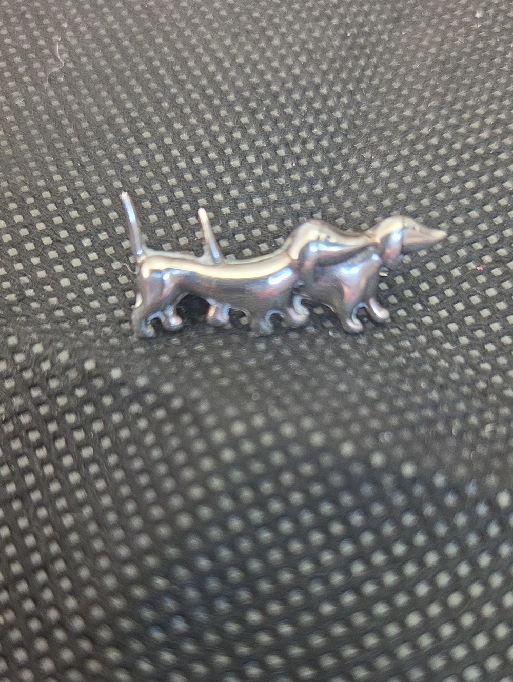 Adorable FanFan Silver Dachshund Brooch- Small Silver Accessory